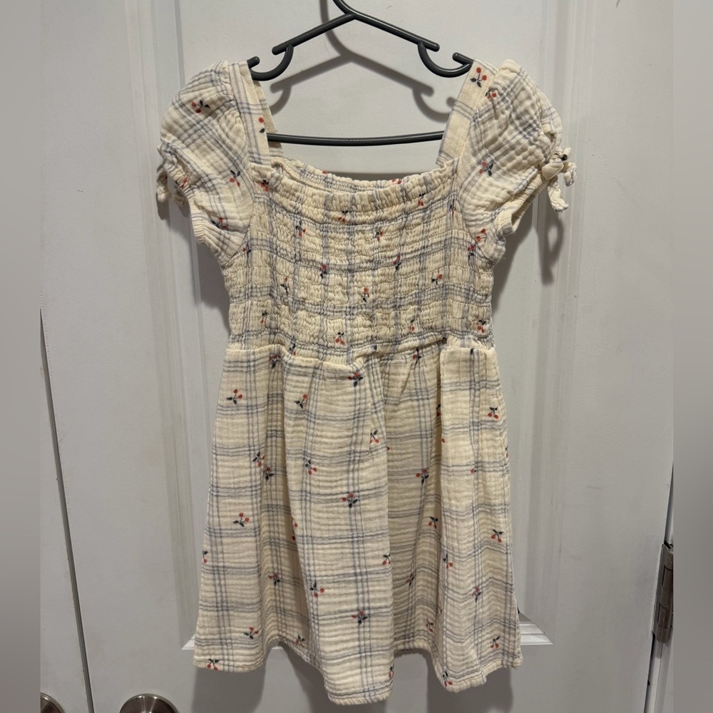 Modern Moments Toddler Girl Plaid Smocked Dress. 4T